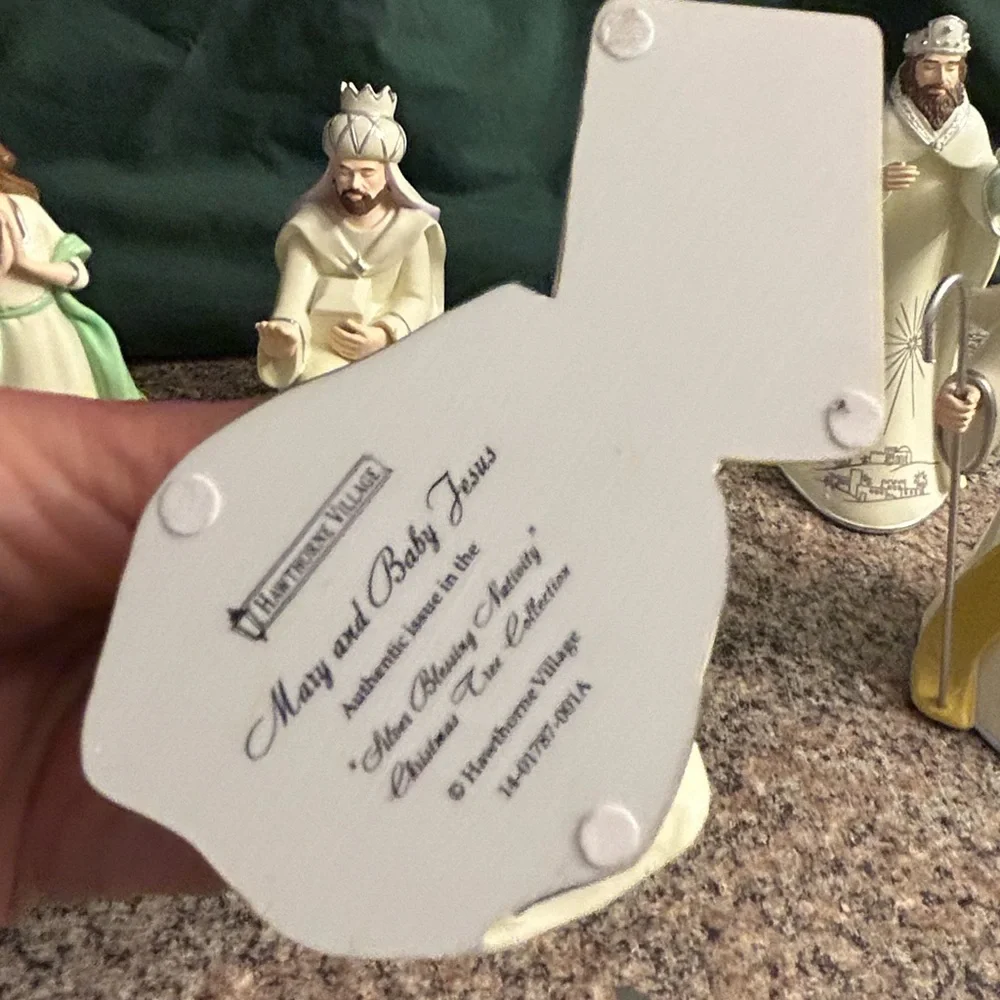50%off w❤️ Hawthorne Village Silver Blessings Christmas Nativity Set of 6  flaw